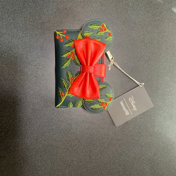 🎄 Disney Loungefly Minnie Mouse Holiday Holly Berry Mini Backpack & Wallet Set - Picture 7 of 9